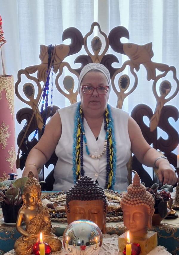 Mãe Dalva — Tarot Revelação